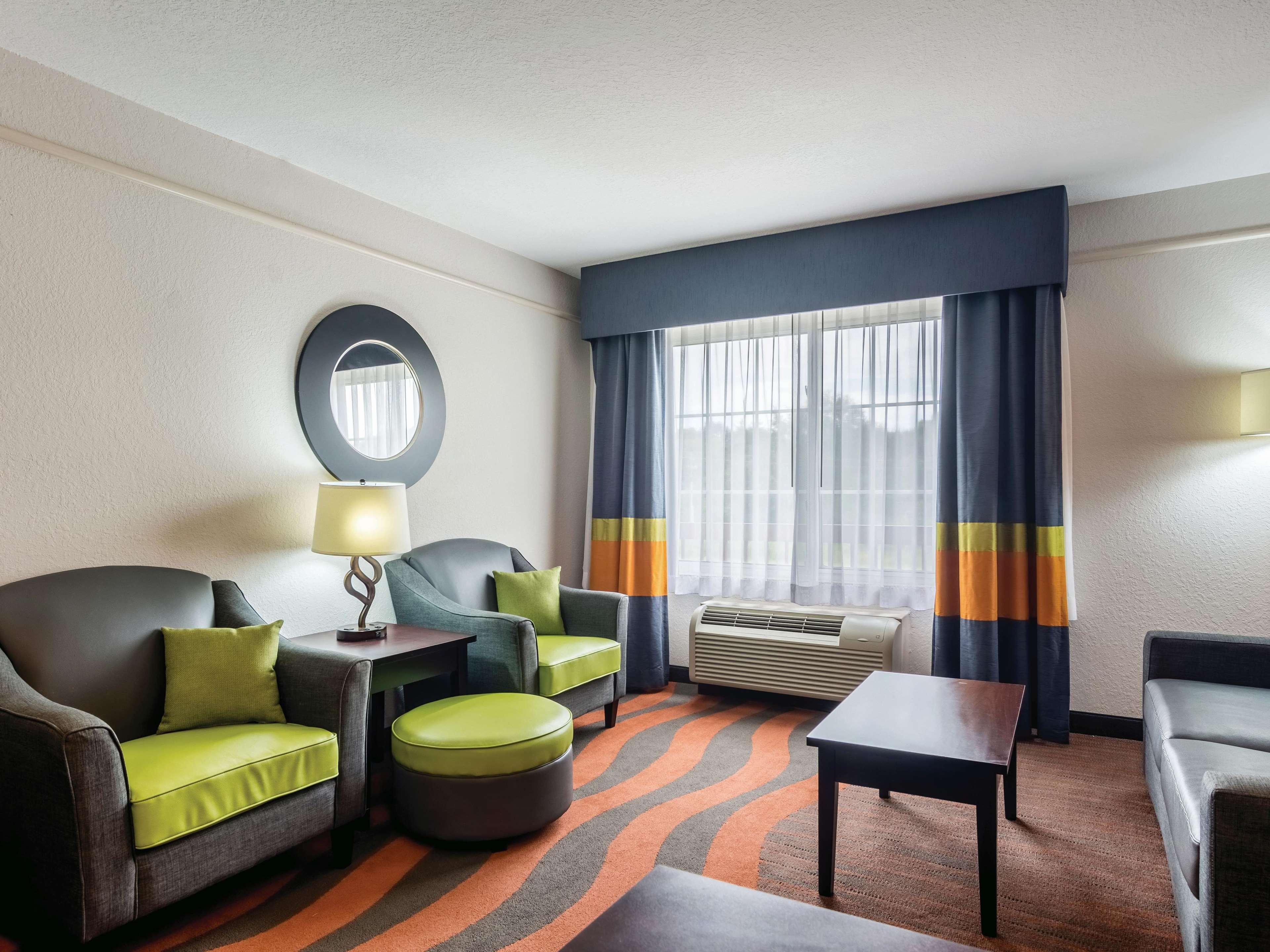 La Quinta By Wyndham פרטוויל מראה חיצוני תמונה